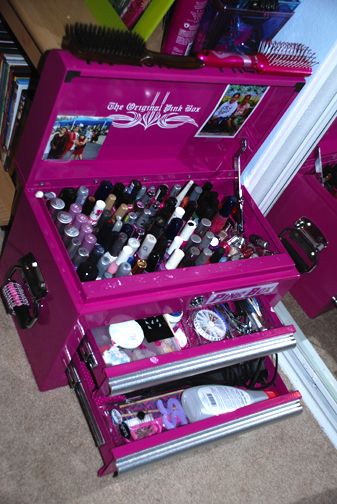 Pink Tool Box uses - How People use our Pink Tool Boxes Pink Tool Box, Makeup Collection Storage, Craft Storage Box, Pink Tools, Diy Makeup Storage, Makeup Organization Diy, Makeup Storage Organization, Make Up Tools, Makeup Storage Box