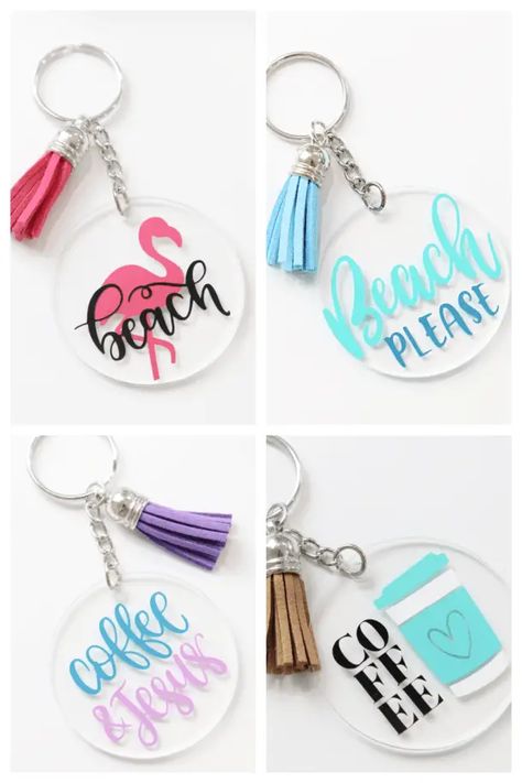 50 DIY Keychains Ideas That Make Great Gifts Acrylic Keychain Ideas, Leather Keychain Diy, Leather Tassel Keychain, Felt Keychain, Keychain Display, Idee Cricut, Keychain Ideas, Paracord Keychain, Acrylic Keychains