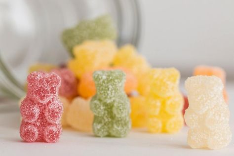 10 Tips n’ Tricks For Making Homemade Gummies — Love gummies, but unsure how to make them yourself? Learn LĒVO’s tips n’ tricks for making homemade gummies. It’s easy,... How To Make Gummies, Infuser Recipes, Blueberry Yum Yum, Homemade Gummy Bears, Homemade Gummies, Cannibis Recipes, Oil Infusion, Gummies Recipe, Bear Recipes