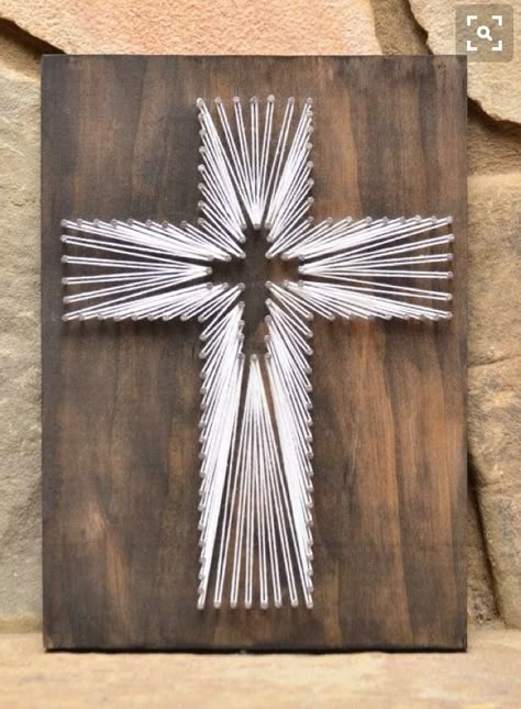 Cross String Art, Nail String Art, Holy Quotes, Art Christmas Gifts, Cross Crafts, String Art Patterns, String Art Diy, Crafts To Make And Sell, Wood Crosses