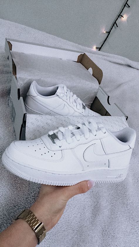 Nike air force 1 Af1 Mid, Nike Shoes Air Force, White Nike Shoes, Basic Shoes, Nike Air Shoes, Fresh Shoes, Nike Shoes Outlet, Aesthetic Shoes, Nike Lebron