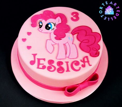 Cake Kuda Poni, Pony Cake Birthday, Pinkie Pie Cake, Mlp Cake, Cake Draw, Pony Cupcakes, Kue Disney, My Little Pony Birthday Cake, Pony Birthday Cake