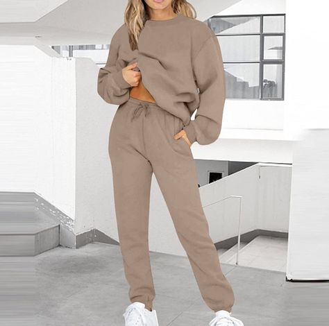 Link in picture Woman Tracksuit, Track Suit Outfit, Sportwear Outfit, Terno Slim Fit, Sweatsuit Outfit, Drawstring Pants Outfit, Terno Slim, Suit Outfit, Drawstring Waist Pants