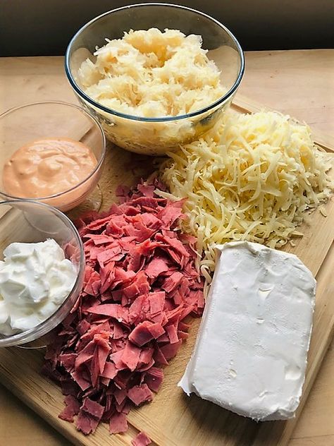 Rueben Crockpot Dip, Rueben Dip Baked, Rueben Dip Crock Pot, Crockpot Reuben Dip Recipe, Rueben Dip Slow Cooker, Polish Rose Dip, Crock Pot Reuben Dip, Ruben Dip Recipe, Ruben Dip Crockpot