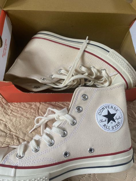 Cream Platform Converse, Cream White Converse, Creme Converse, Ivory Converse, Converse Cream, Shoe Rotation, Converse 70s, Cream Converse, Converse Aesthetic