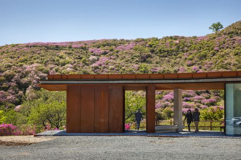 Gallery of Between Royal Azalea and Silver Grass / D.LIM architects - 3 Korea Photo, Rest Stop, Capsule Hotel, River Park, Story House, Site Plan, Future House, South Korea, Gazebo