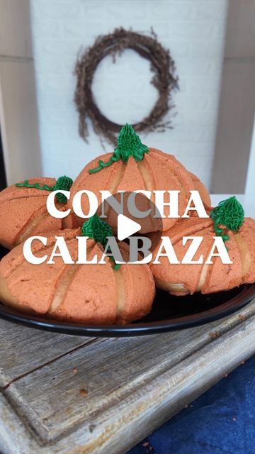 Pumpkin Conchas, Dessert Recipe, Dessert Recipes, Dessert, On Instagram, Instagram, Leon, Desert Recipes