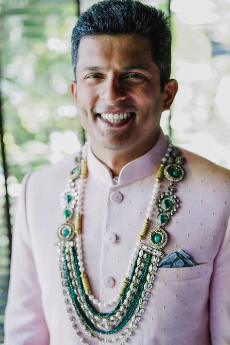 An antique blend of pearls, kundan and emeralds. #groom #groomswear #groomfashion #groomjewellery #jewellery #necklace #sherwani #shaadisaga #groomsquad #groomstyle #weddinginspo #kurta #weddinginspiration Grooms Accessories, Groom Wedding Jewellery, Boy Jewelry, Wedding Kurta, Dapper Grooms, Men Jewellery, Groom Fashion, Groom Dress Men, Wedding Outfits For Groom