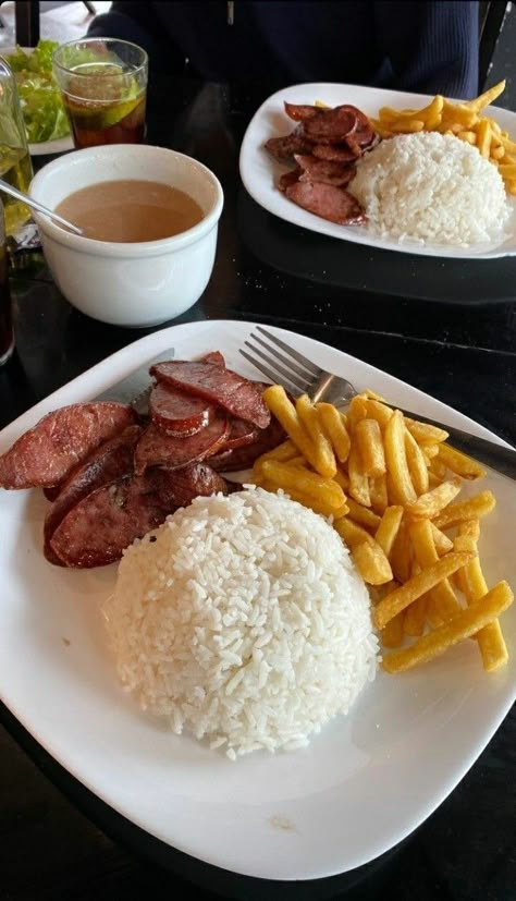 Almuerzo Aesthetic, Comidas Fake Story, Delicacy Food, Healthy Food Motivation, Healthy Lifestyle Food, Think Food, Brazilian Food, Food Goals, Snap Food