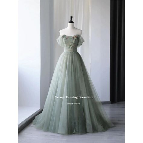 Evening Dress Outfit, Farewell Dresses, Formal Dresses Graduation, Off Shoulder Evening Dress, Green Tulle, Stunning Prom Dresses, Tulle Sleeves, Corset Dress Prom, Mermaid Bridesmaid Dresses