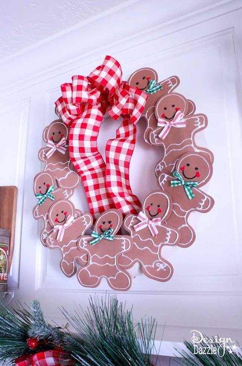 Decorating my kitchen for Christmas is so much fun with this adorable and easy gingerbread man wreath. Which is made of foam gingerbread and a pool noodle Gingerbread Man Wreath, Christmas Wreath Supplies, Christmas Wreath Designs, Easy Gingerbread, Christmas Wreath Craft, Gingerbread Diy, Cheap Christmas Diy, Gingerbread Crafts, Gingerbread Christmas Decor