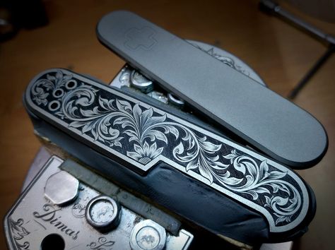 #best_swiss_army_knife #best_swiss_army_knives Swiss Army Knife Aesthetic, Knife Aesthetic, Knife Art, Swiss Army Knife, Everyday Carry, Hand Engraving, Arsenal