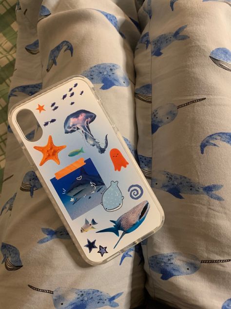 #phonecase #aesthetic #jellyfish Jellyfish Phone Layout, Juminocore Phone Case, Jellyfish Iphone Layout, Jellyfish Phone Case, Clear Phone Case Design, Sea Phone Case, Collage Phone Case, Pretty Phone Cases, Aesthetic Phone Case