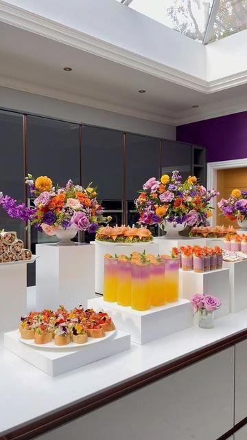 C&T | Creative Catering on Instagram: "A magical spread ������������✨ #autumn #florals #birthday #art" #CincodeMayoFiestaFoods Officer Party, Bridal Lunch, Creative Catering, Decoration Buffet, Catering Food Displays, Autumn Florals, Catering Display, Party Food Buffet, Food Buffet