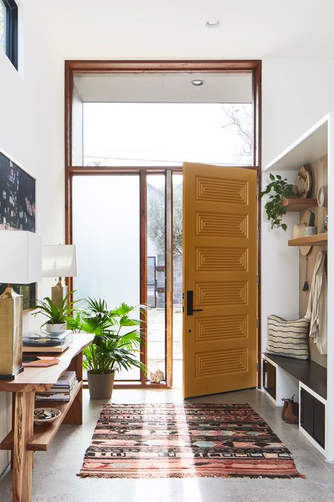 One Austin Couple Traded an Open-Plan Layout for Smart Storage Solutions Yellow Front Doors, Oak Panels, Austin Homes, Contemporary Cottage, Up House, Decoration Inspiration, Boho Interior, Neutral Decor, Cheap Home Decor