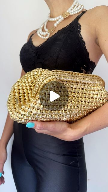 Clutch Bag Tutorial, London Bag, Gold Clutch Bag, Gold Handbag, Casual Clutch, Gold Clutch, Gold Bag, Gold Handbags, Eco Friendly Fashion