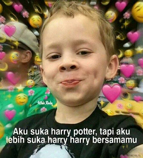 keren bossquh 😎 College Friendship Quotes, Cheesy Memes, Pick Up Line Jokes, Meme Twitter, Quotes Lucu, No Context, Cute Jokes, Good Music Quotes, Funny Kpop Memes