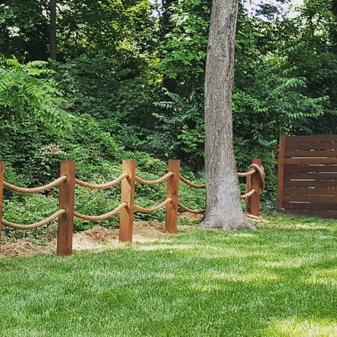 Decorative Landscaping, Wood Fence Ideas, Ornamental Fence, Landscaping Wall, Rope Fence, Log Fence, Rustic Garden Fence, Ranch Fencing, Wooden Fences