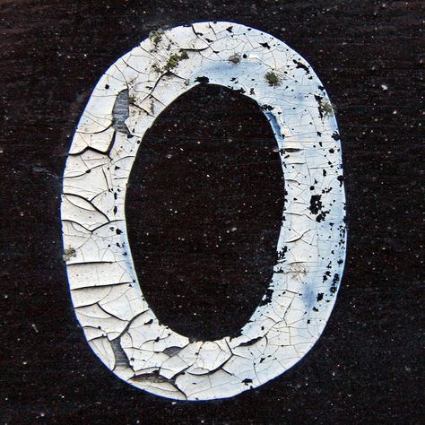 letter O by Leo Reynolds, via Flickr Big Wooden Letters, Scrapbook Letters, Alphabet Photography, Aesthetic Letters, Sign Writing, Art Journal Therapy, Beautiful Flowers Wallpapers, Letter O, Wooden Letters