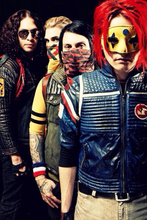 My Chemical Romance | Danger Days Danger Days, Ray Toro, Good Charlotte, I Love Mcr, Palaye Royale, Black Parade, Mikey Way, 30 Seconds To Mars, Frank Iero