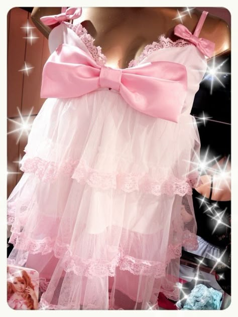 Charmmy Kitty, Gyaru Fashion, Pink Lingerie, Dress Up Dolls, Pretty Lingerie, Everything Pink, Pink Outfits, Pink Princess, Kawaii Clothes