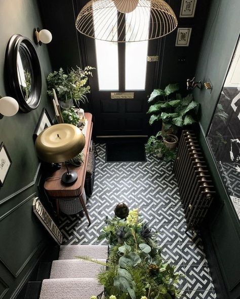 15 Stunning Dark Green Hallway Ideas For Instant WOW Factor 7 Dark Green Hallway, Green Entryway, Dark And Moody Interiors, Green Hallway Ideas, Moody Home Decor, Hallway Paint, Dark Hallway, Green Hallway, Moody Decor