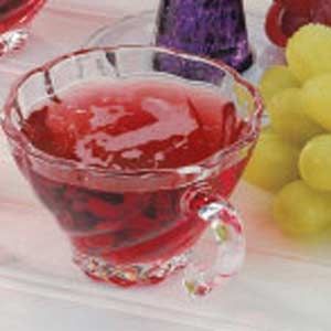 This punch recipe has only 3 ingredients.  2 cups grape juice, 2 cups white grape juice, and 5 cups Sprite.  It's great and quick.  Girls night liked it.  Made a pretty ice ring with it. Grape Punch Recipes, Grape Delight, Lasanga Recipe, Grape Punch, Yucaipa California, White Grape Juice, Kosher For Passover, Champagne Punch, Ice Ring