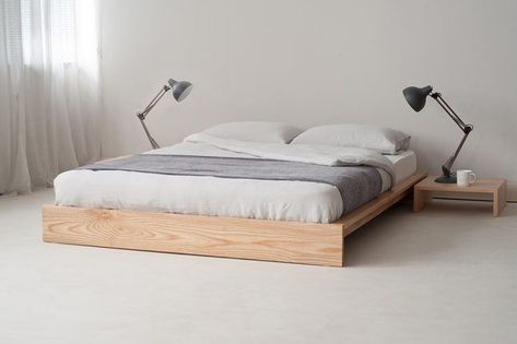 minimalist bed with wooden frame Modern Japanese Bedroom, Bed Without Headboard, Modern Loft Bed, Japanese Style Bed, Minimalist Bed Frame, Low Bed Frame, Japanese Bed, Japanese Bedroom, Minimalist Bed