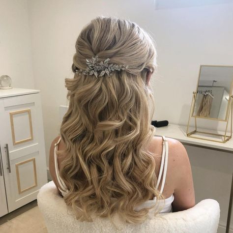 Light Curls Half Up Half Down, Prom Hairstyles Half Up Half Down Elegant Hair Accessories, Prom Hairstyles For Corset Dress, Half Up Half Down Hair With Accessories, Prom Hair With Hair Piece, Prom Hair Medium Length Half Up, Curled Half Up Half Down Wedding, Half Up Half Down With Hair Piece, Prom Hair Blonde Half Up