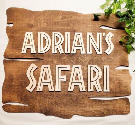 Safari Birthday Party Decorations, Safari Party Decorations, Jungle Decorations, Disco Decorations, Jungle Safari Party, Boys Playroom, Safari Decorations, Safari Birthday Party, Safari Nursery Decor