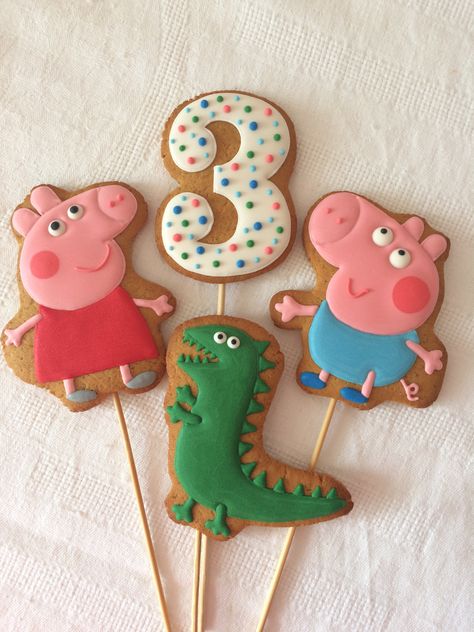 Peppa Pig Cookies, Pepper Pig, Pig Cookies, Birthday Cookie, Pepa Pig, Icing Cookies, Birthday Cookies, Royal Icing Cookies, Peppa Pig