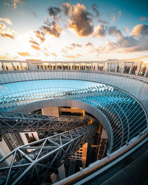 Umeda Sky Building, Japan Beach, Japan Bucket List, Sky Building, Japanese Interior Design, Travel Tops, Japan Culture, Japanese Interior, Unique Photography