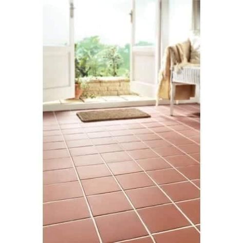 Spanish Quarry Floor Tile - Hottest Trend in Interior Design Spanish House Exterior, Spanish Style Home Exterior, Red Tile Floor, Quarry Tile Floor, Spanish Floor Tile, Tile Floor Living Room, Quarry Tiles, Terracotta Floor, Ceramic Floor Tile