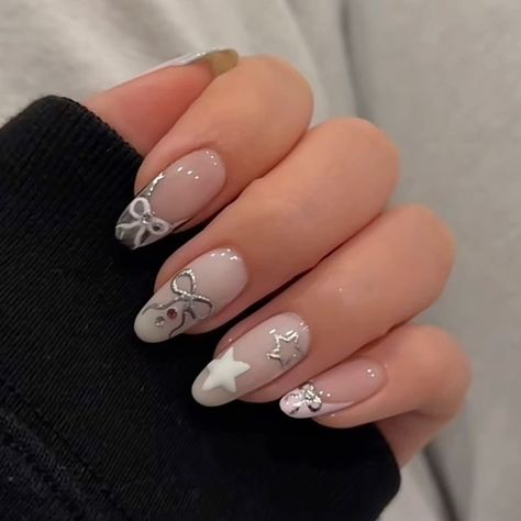 Erica Ha, Nessa Nails, Red Tip Nails, Bow Nail Designs, Nails Marble, New Years Nails, Bow Nails, Quartz Nails, Chic Nail Designs