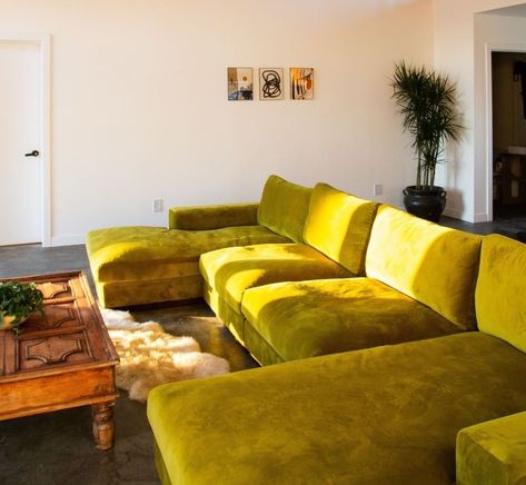 Chartreuse Decor, Chaise Lounge Couch, Wide Chaise Lounge, U Shaped Sectional Sofa, Lounge Couch, U Shaped Sectional, Couches Living Room, Apartment Design, Living Room Interior