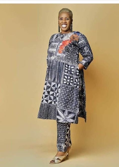 Adire Dress Styles, Dress Styles For Ladies, Adire Dress, Adire Styles, Dress Tattoo, Adire Fabric, English Dress, Stylish Naija, African Attire Dresses