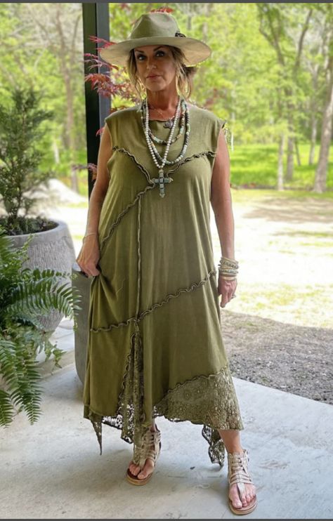 Lagenlook Clothing, Funky Outfits, Vintage Slips, Mom Style, Asymmetrical Dress, Pocket Detail, Side Pocket, Raw Edge, Cut Outs