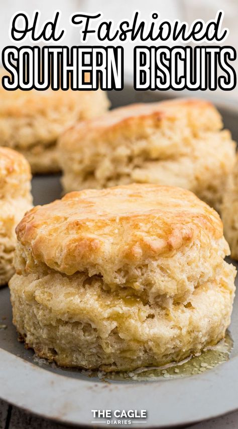 Old Fashioned Biscuit Recipe, Soft Biscuits, Breakfast Biscuit Recipe, Southern Biscuits Recipe, Biscuits And Gravy Recipe, Butter Homemade, Breakfast Recipes Easy Quick, Southern Breakfast, Southern Biscuits