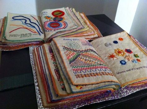 Textile Art Embroidery, Embroidery Sampler, Embroidery Book, Embroidery Stitches Tutorial, Hand Embroidery Projects, Stitch Book, Needlework Embroidery, Creative Embroidery, Hand Embroidery Art