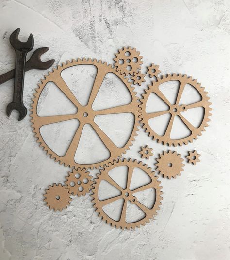 Wood Gears, Décor Steampunk, Steampunk Home, Industrial Decoration, Steampunk Home Decor, Cog Wheel, Wooden Gear Clock, Clock Gears, Wooden Gears