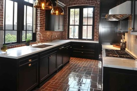 24 Brick Floor Kitchen Ideas for a Home With Timeless Style Brick Paver Kitchen Floor, Kitchens With Brick Floors, Kitchen Brick Floor, Kitchen With Brick Floor, Brick Kitchen Floor, Floor Kitchen Ideas, Brick Floor Kitchen, Traditional Farmhouse Kitchen, Brick Effect Tiles