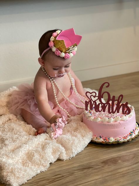 Half Way To One Ideas, Halfway To One Photoshoot Babygirl, 6 Month Birthday Cake Ideas, 6 Month Photoshoot Ideas Babygirl, Half Year Photoshoot Ideas, Baby Half Birthday Ideas 6 Months, 6th Month Birthday Ideas, Half Birthday Photoshoot Ideas, Half Year Birthday Ideas