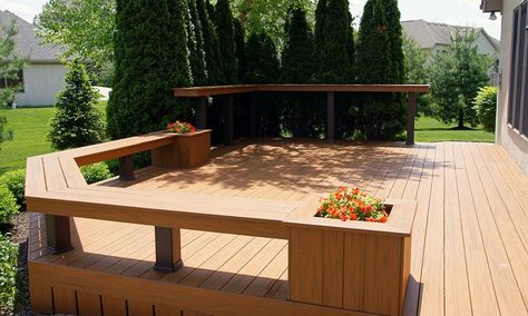 Deck Bench Seating, Rustic Deck, Deck Bench, Laying Decking, Deck Framing, Dream Deck, Deck Construction, Deck Designs Backyard, Deck Builders