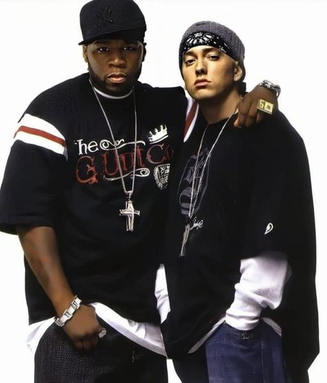 Rappers 2000s, 50 Cent And Eminem, Eminem Style, 90s Men Fashion, The Eminem Show, 90s Rappers, Eminem Photos, Hip Hop Artwork, Fifty Cent