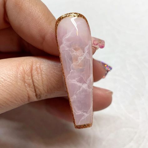 Rose Quartz Nails Acrylic, Rose Quartz Nails Tutorial, Quartz Nail Art, Quartz Nails, Rose Quartz Nails, Quartz Nail, Witchy Nails, Neon Nails, Healthy Nails