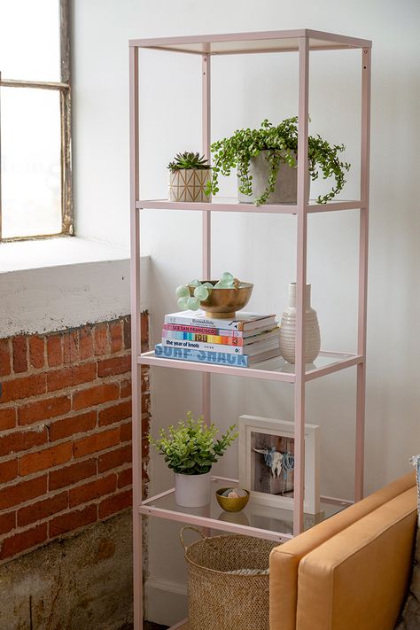 Turn a set of VITTSJO Ikea metal shelves into a treasured new piece of storage furniture in your home or office using this Ikea hack! Vittsjo Ikea, Ikea Metal Shelves, Vittsjo Hack, Ikea Hack Bathroom, Ikea Metal, Ikea Bench, Ikea Mirror Hack, Ikea Vittsjo, Amazing Ikea Hacks