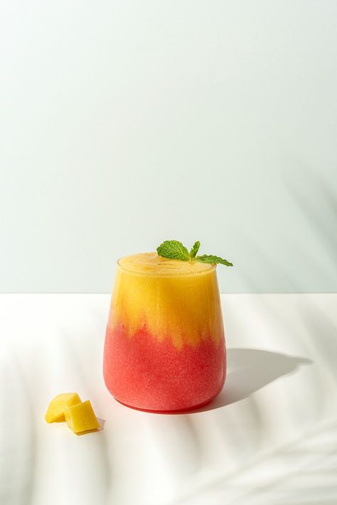 Mango And Strawberry, Layered Smoothie, Friends Mood, Strawberry Mango Smoothie, Bar Image, Mango Smoothie, Strawberry Smoothie, Bar Menu, Summer Drinks