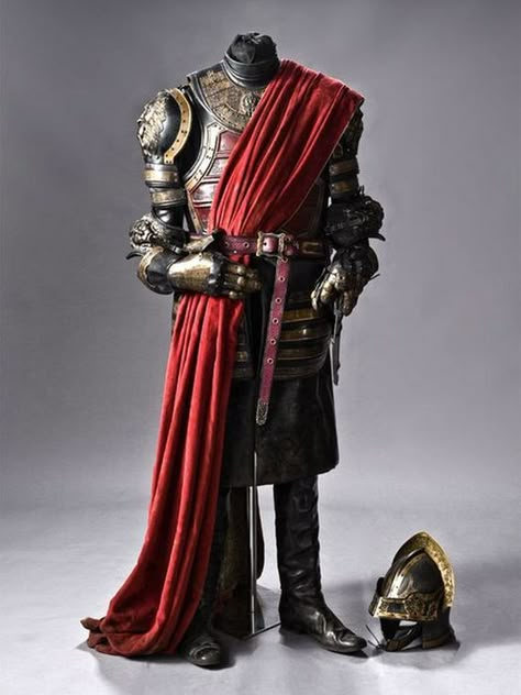 Lannister Armor, Robot Outfit, Charles Dance, Gra O Tron, Leather Armor, Knight Armor, Medieval Armor, Fantasy Armor, Armors