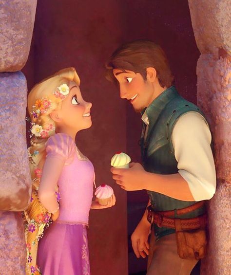 Rapunzel and Eugene Eating Cupcakes Rapunzel Y Flynn, Flynn Rider And Rapunzel, Couple Disney, Disney Amor, Tangled Wallpaper, Rapunzel Disney, Rapunzel And Flynn, Rapunzel And Eugene, Flynn Rider