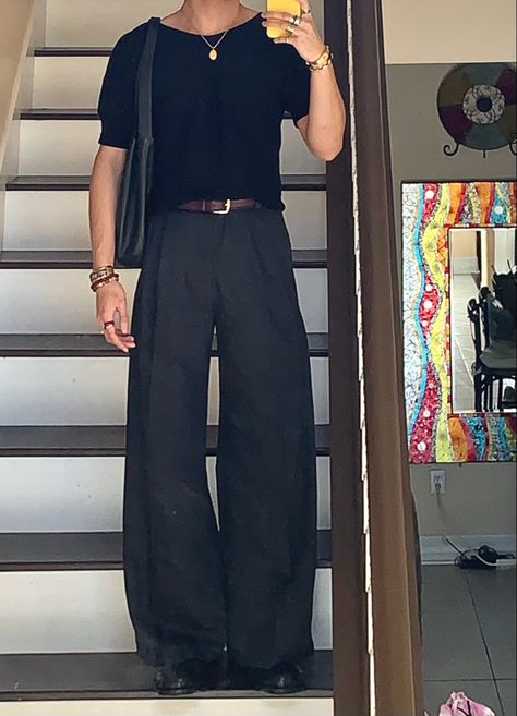 Paris Summer Outfits Men, Wide Leg Pant Outfit, Paris Mens Fashion, Ring Case, Leg Pants Outfit, Mens Trendy Outfits, Street Fashion Men Streetwear, Mens Outfit Inspiration, Wide Leg Pant